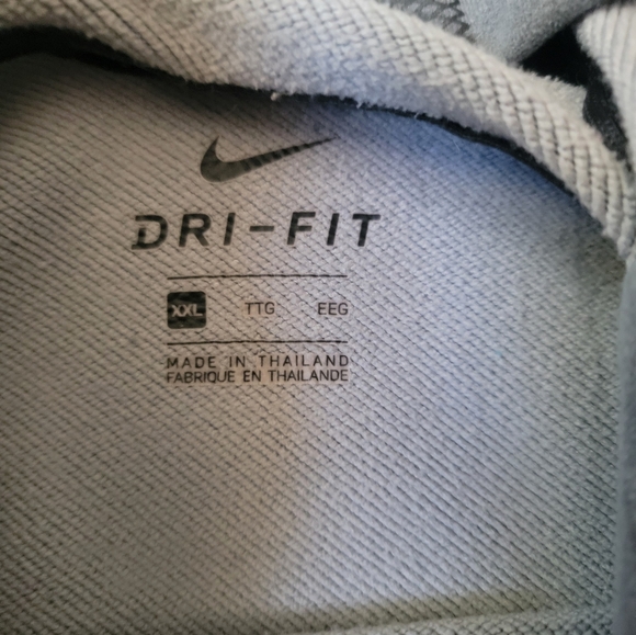 Nike Short Sleeve Hoodie - Picture 3 of 3